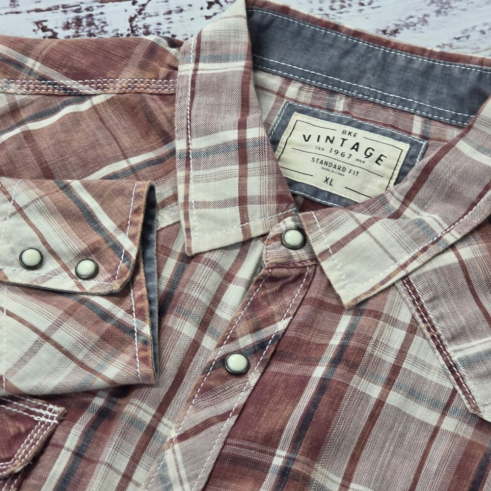 BKE Vintage Western Shirt Women XL Brown Good Plaid Pearl Snap Distressed